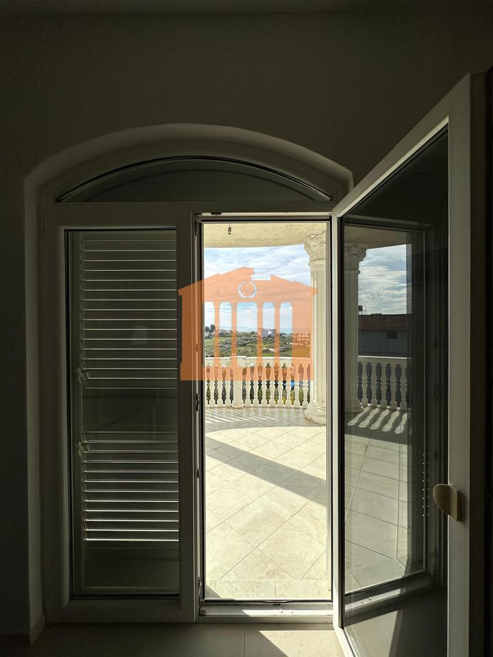 MINI - HOTEL NE  ARAPAJ, PER QIRA!