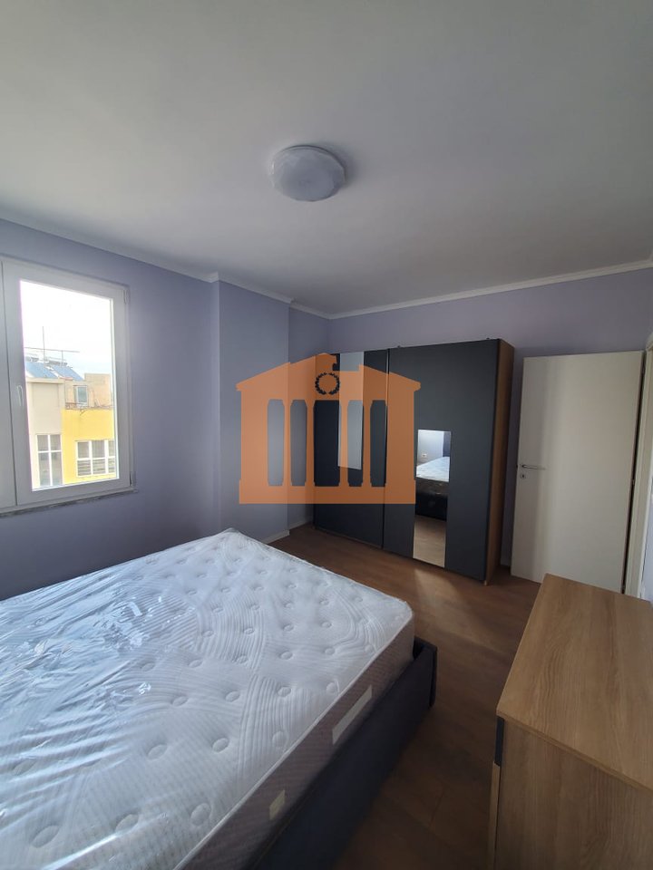 APARTAMENT 2+1 NE PLAZH ILIRIA DURRES, PER SHITJE!