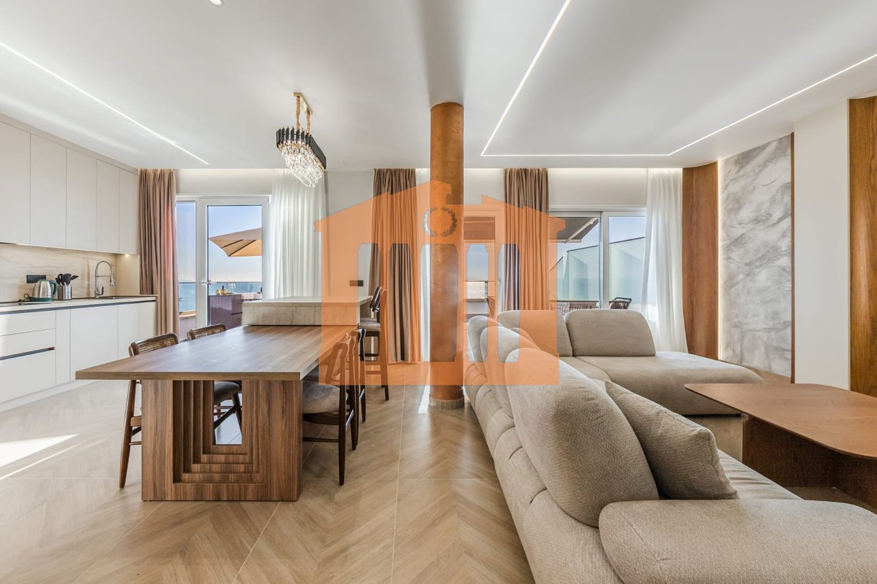 SUPER PAPAFINGO ME PAMJE DETI VIJE E PARE NE PLAZH PER SHITJE !