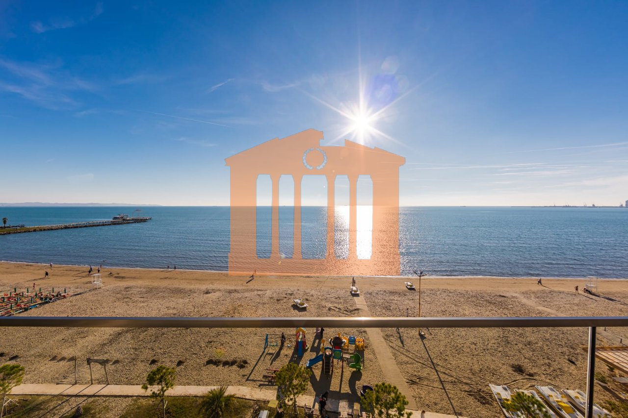 SUPER PAPAFINGO ME PAMJE DETI VIJE E PARE NE PLAZH PER SHITJE !