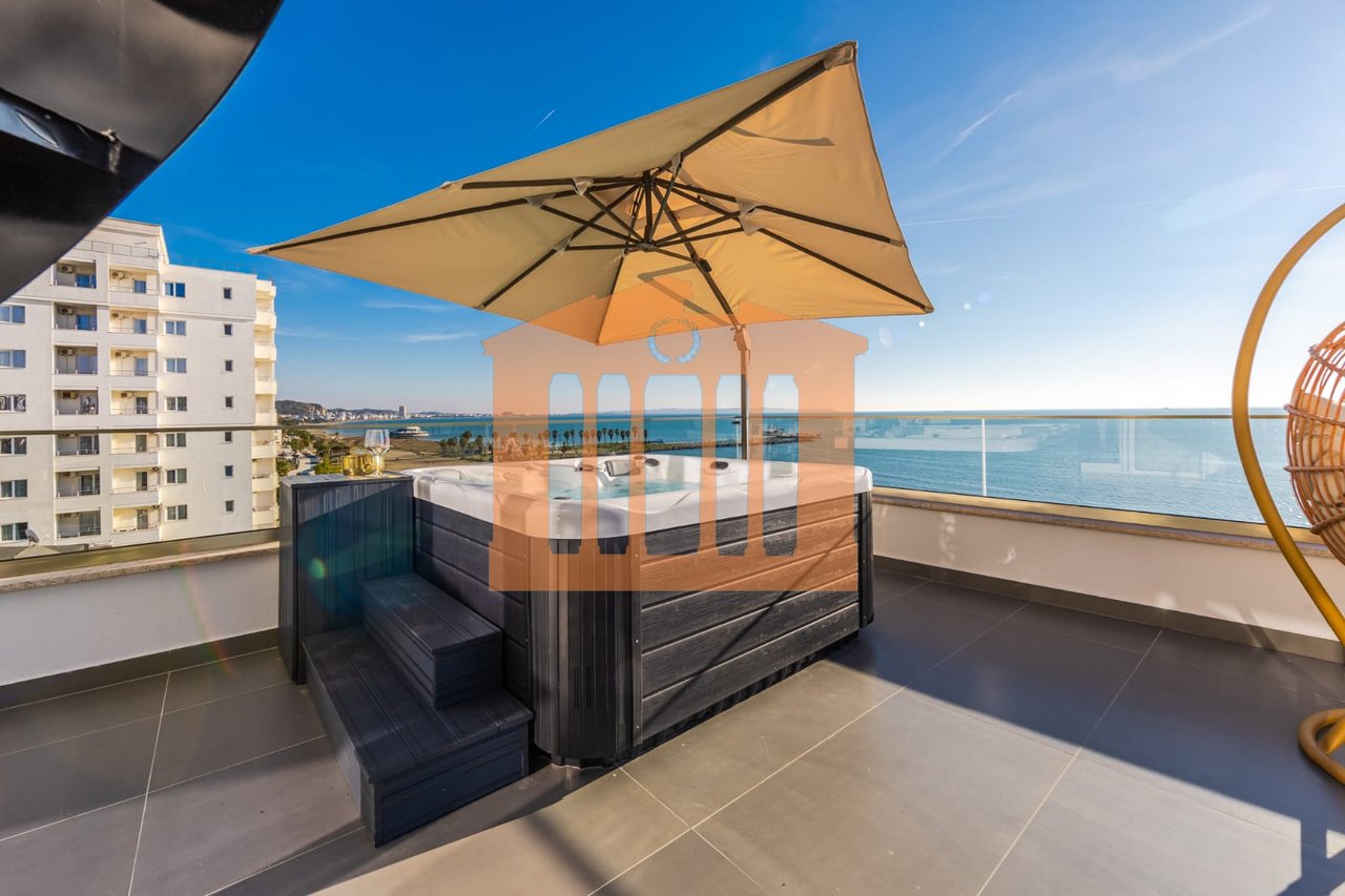 SUPER PAPAFINGO ME PAMJE DETI VIJE E PARE NE PLAZH PER SHITJE !