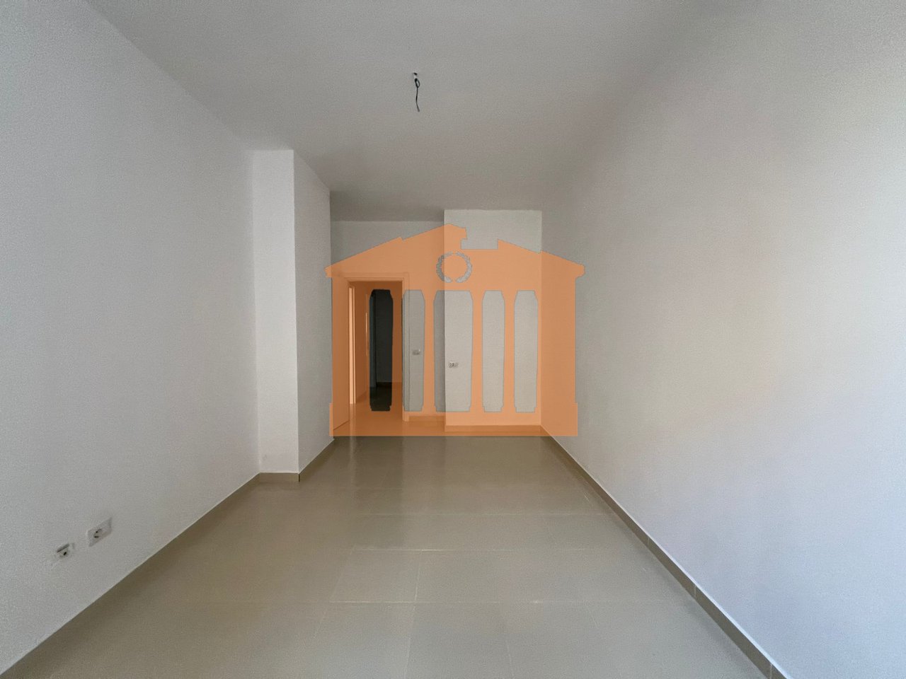 APARTMENT 2+1+2 SINGLE WORKER DURRES, FOR SALE!