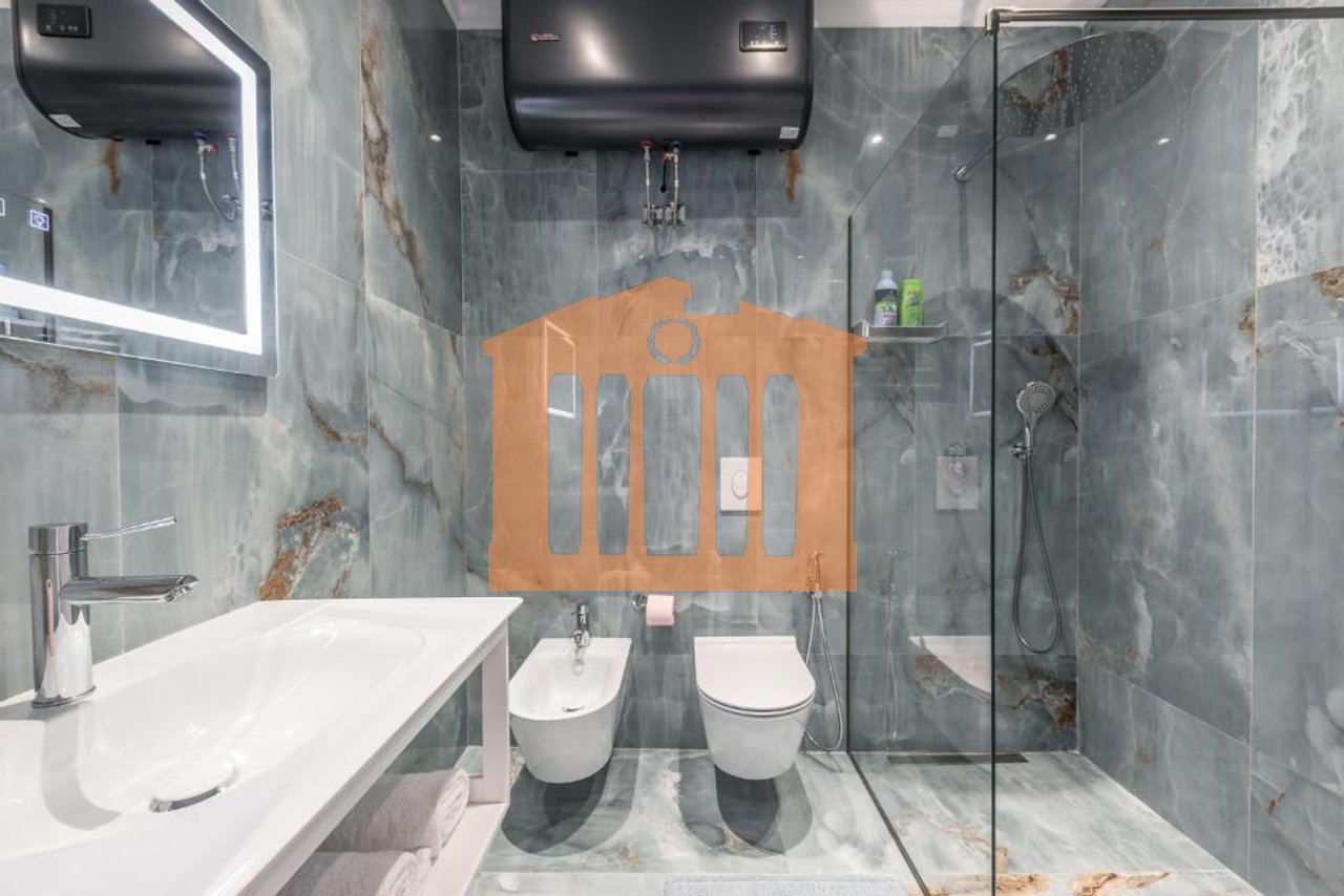 APPARTAMENTO DI LUSSO NEL CENTRO DI DURAZZO, IN AFFITTO!