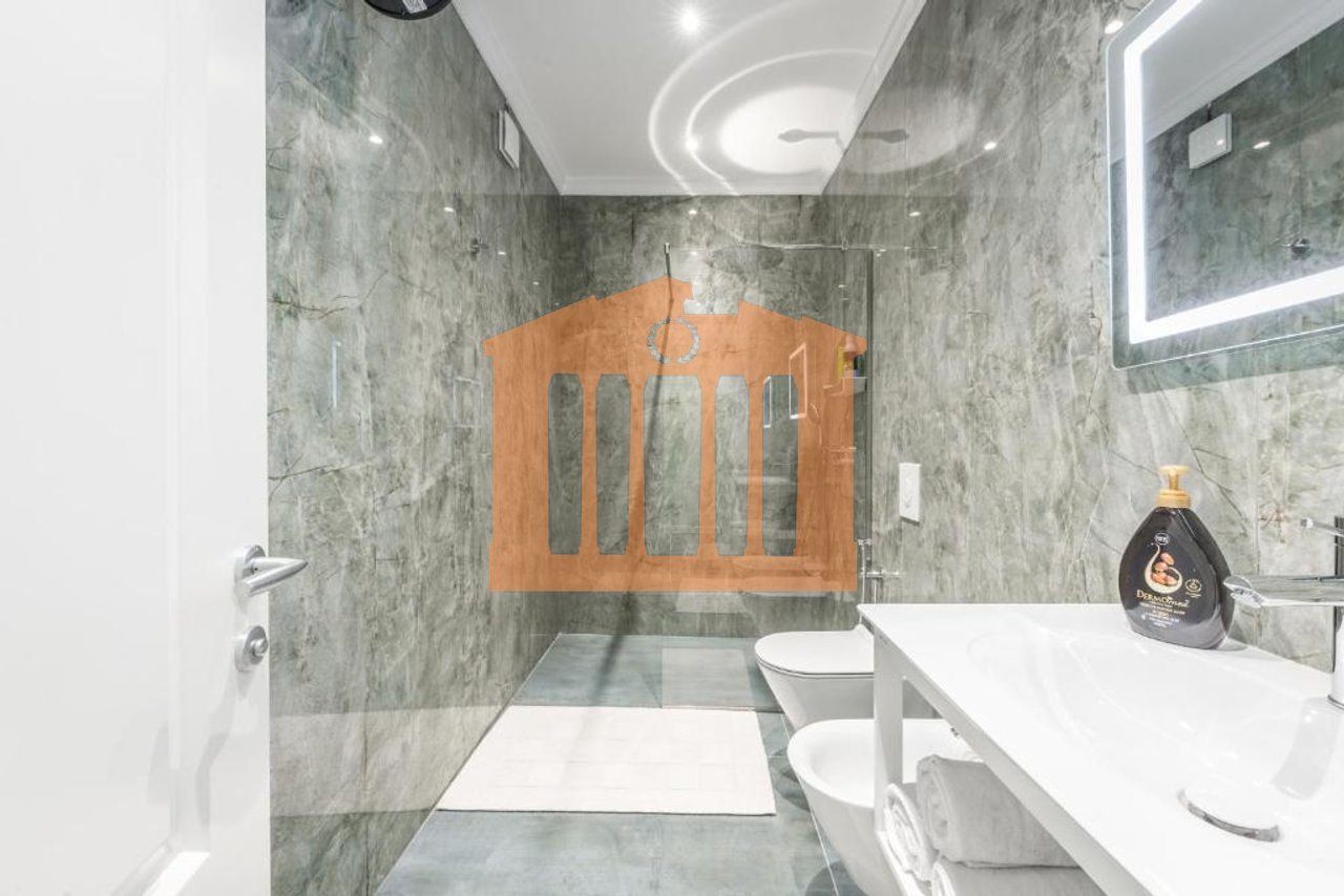 APPARTAMENTO DI LUSSO NEL CENTRO DI DURAZZO, IN AFFITTO!