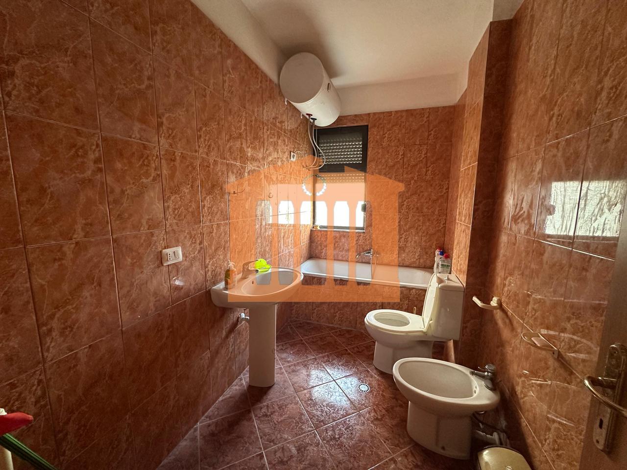 APPARTAMENTO 2+1+2+DEPOSITO VICINO ALLA SPIAGGIA - DURAZZO IN VENDITA!