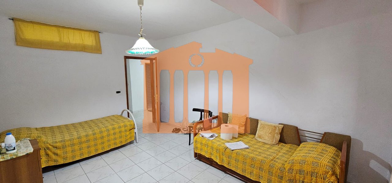 AMBIENT BIZNESI PRANE STADIUMIT DURRES, PER QIRA!