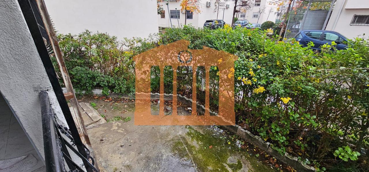 AMBIENT BIZNESI PRANE STADIUMIT DURRES, PER QIRA!