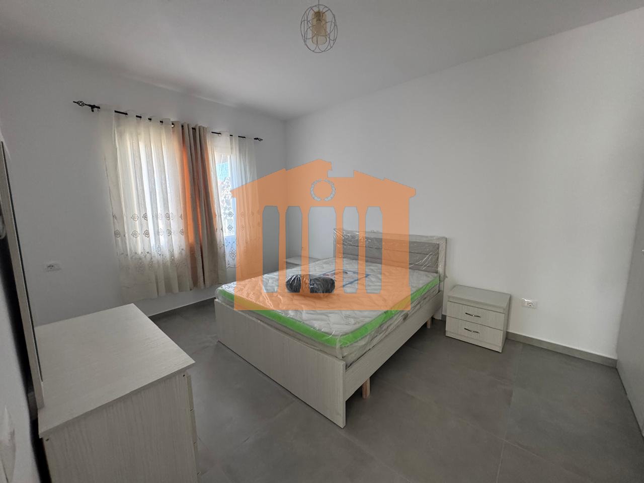APARTAMENT 1+1+DEPO NE ISH KENETE, DURRES PER QIRA !
