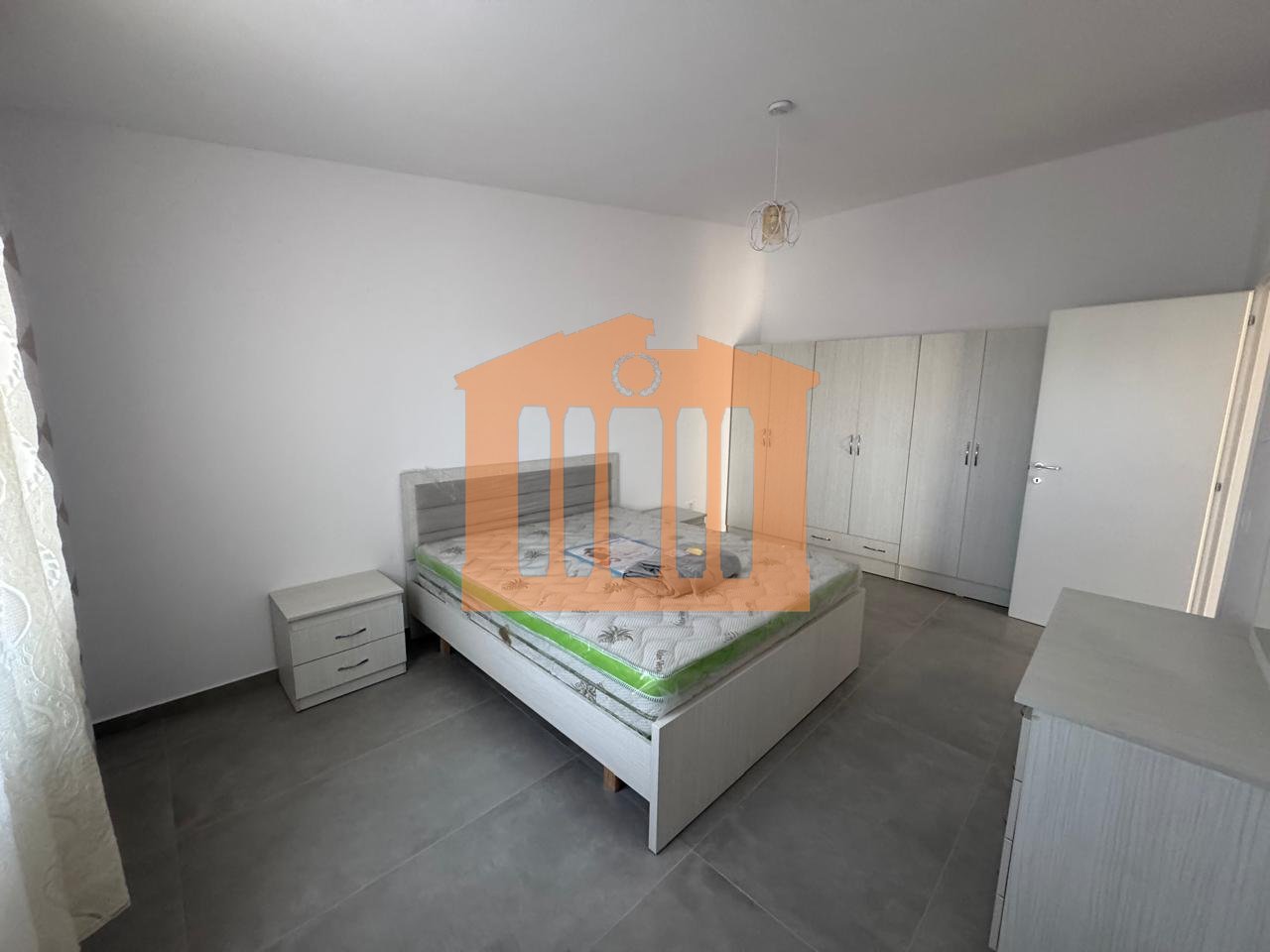 APARTAMENT 1+1+DEPO NE ISH KENETE, DURRES PER QIRA !