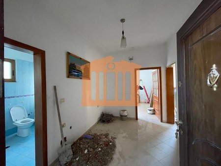 APARTMENT 1+1 IN THE INDUSTRIAL MARKET, DURRES FOR SALE!