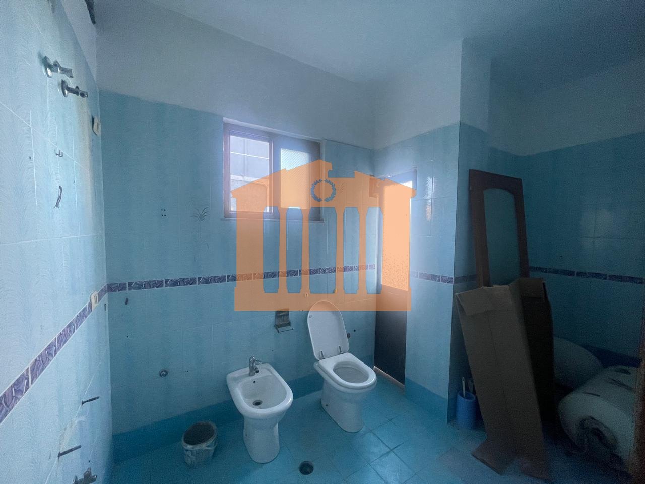 APARTMENT 1+1 IN THE INDUSTRIAL MARKET, DURRES FOR SALE!