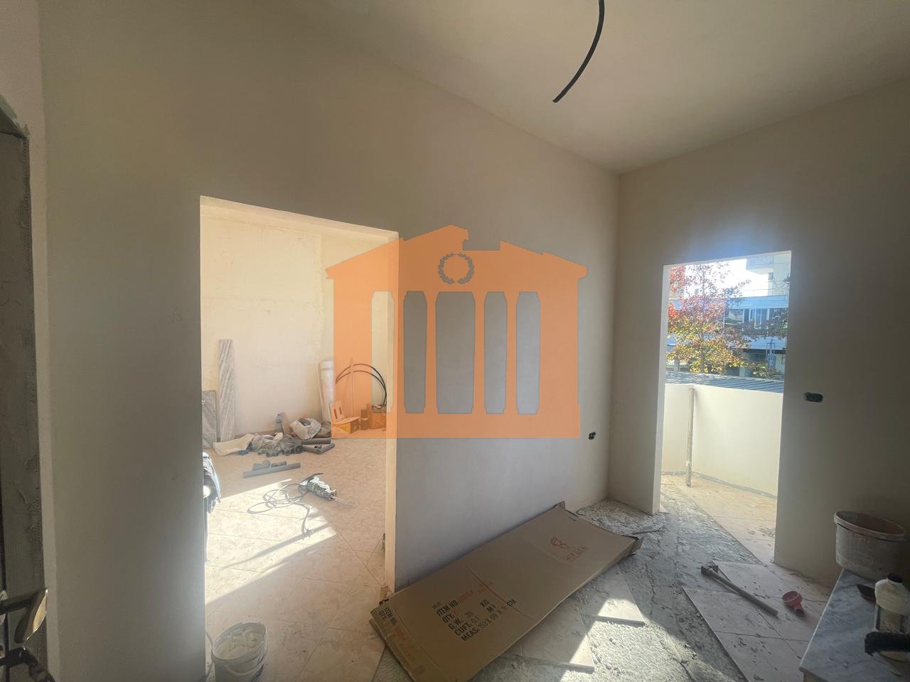 1+1 APARTMENT NEAR THE INDUSTRIAL MARKET, DURRES FOR SALE!