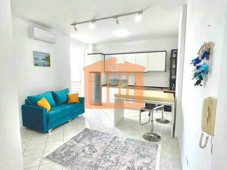 APARTAMENT 1+1 NE PLAZH HEKURUDHA, DURRES PER SHITJE !