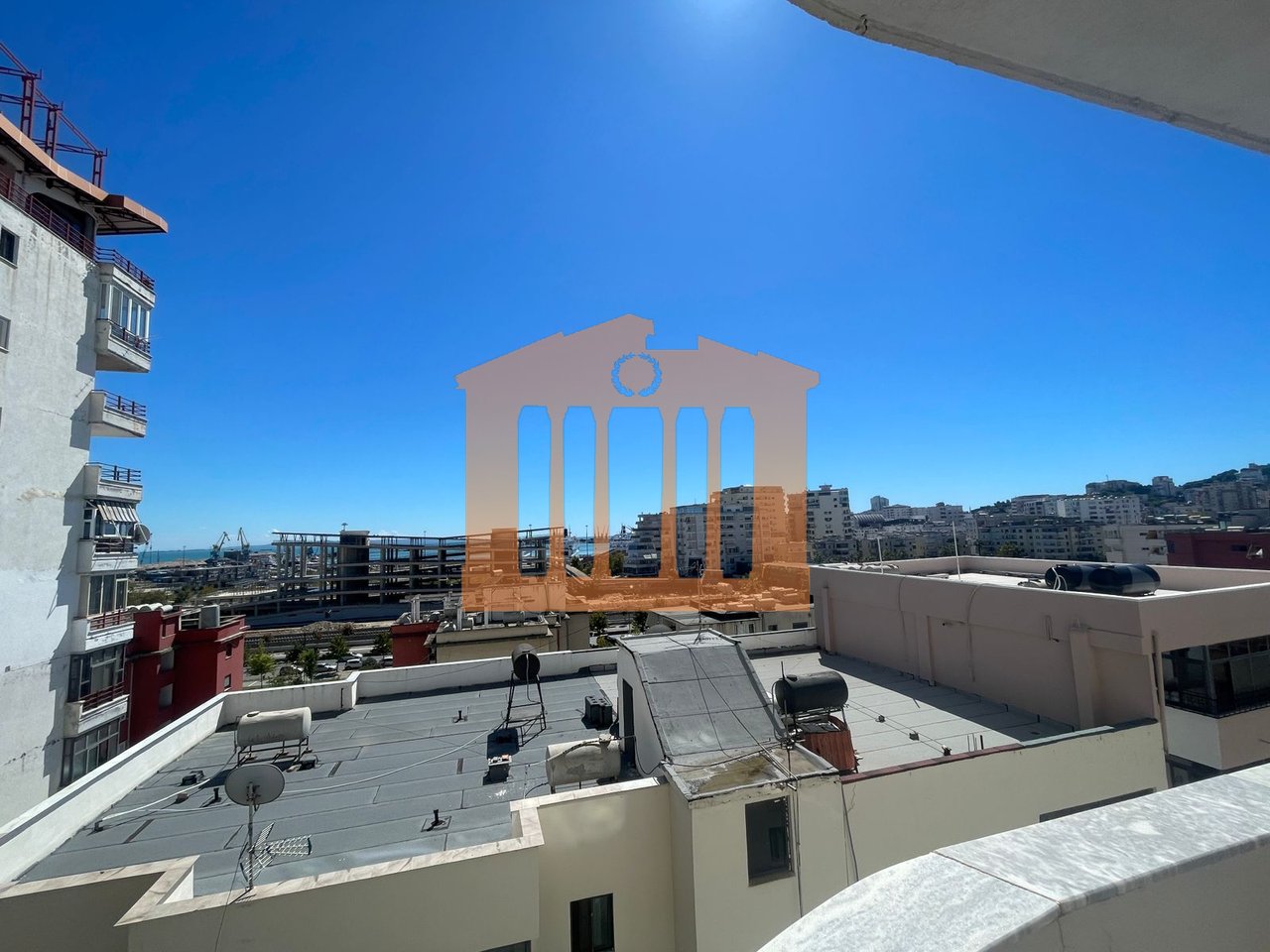 APPARTAMENTO 2+1 VICINO ALLA STAZIONE FERROVIARIA, DURRËS IN VENDITA!