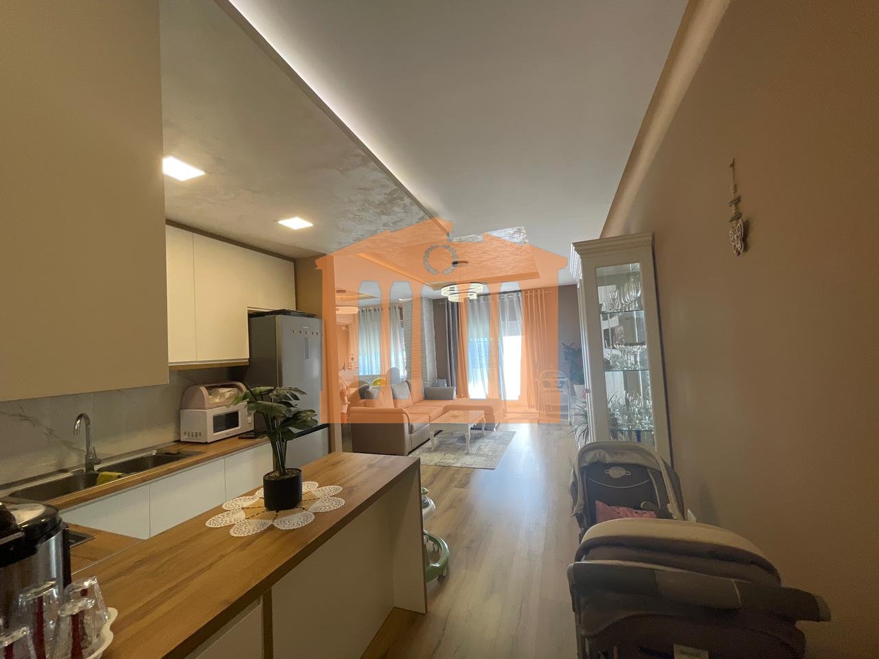 APPARTAMENTO 2+1 VICINO ALLA STAZIONE FERROVIARIA, DURRËS IN VENDITA!