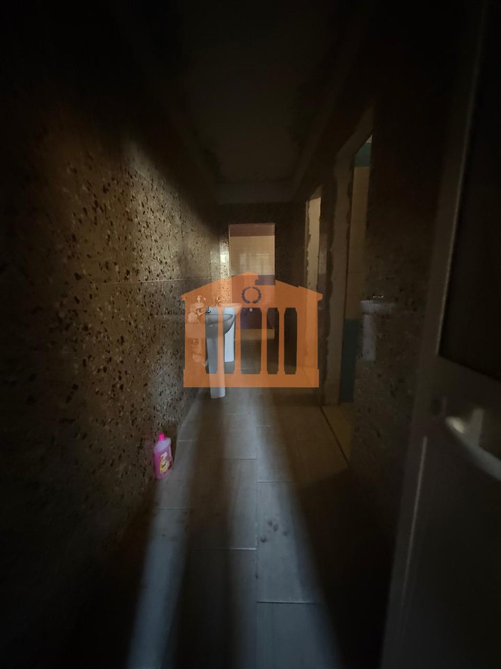 AMBIENT BIZNESI NE PLAZH DURRES, PER SHITJE!