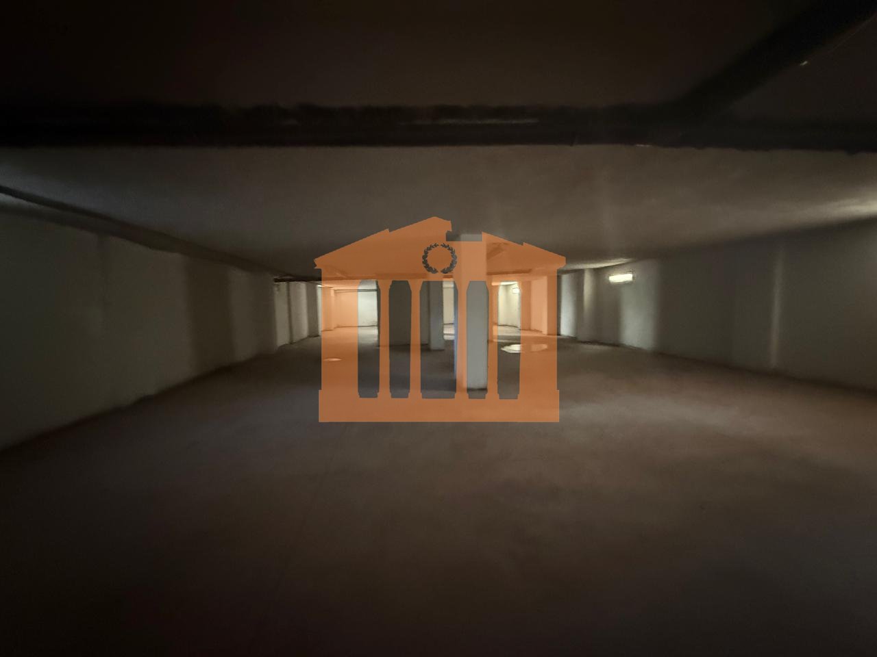 AMBIENT BIZNESI NE PLAZH DURRES, PER SHITJE!