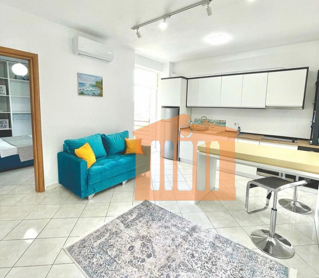 APARTAMENT 1+1 NE PLAZH HEKURUDHA, DURRES PER SHITJE !