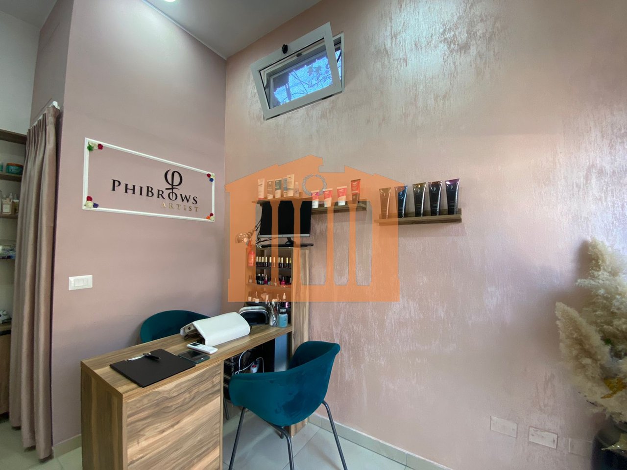 AMBIENT BIZNESI PRANE ZJARREFIKSES, PER QIRA!