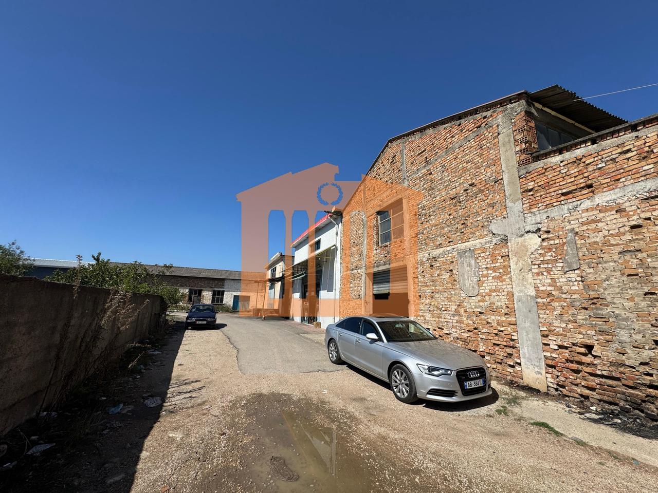 TERRENO+LOTTI A SHIJAK, IN VENDITA!