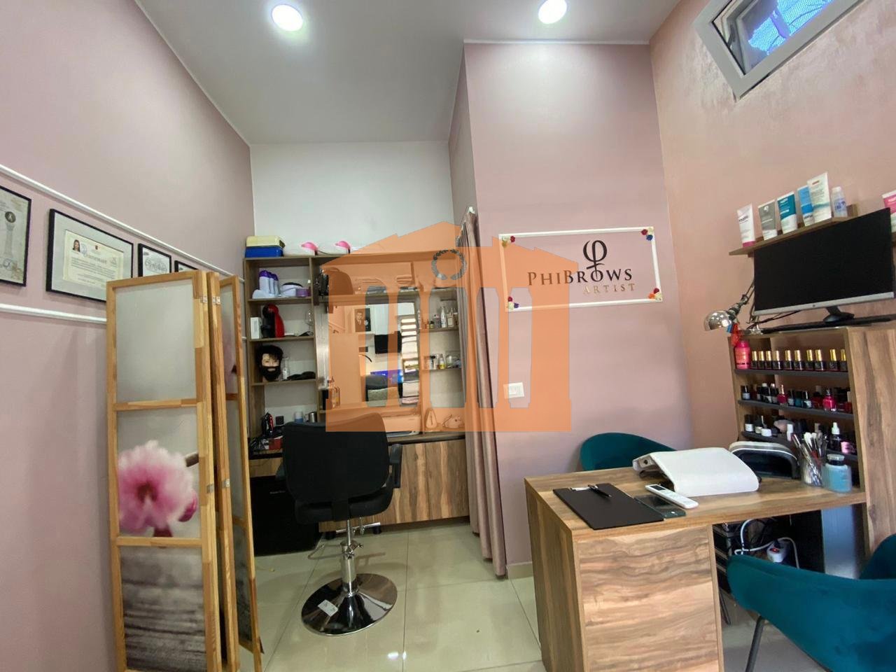 AMBIENT BIZNESI PRANE ZJARREFIKSES, PER QIRA!