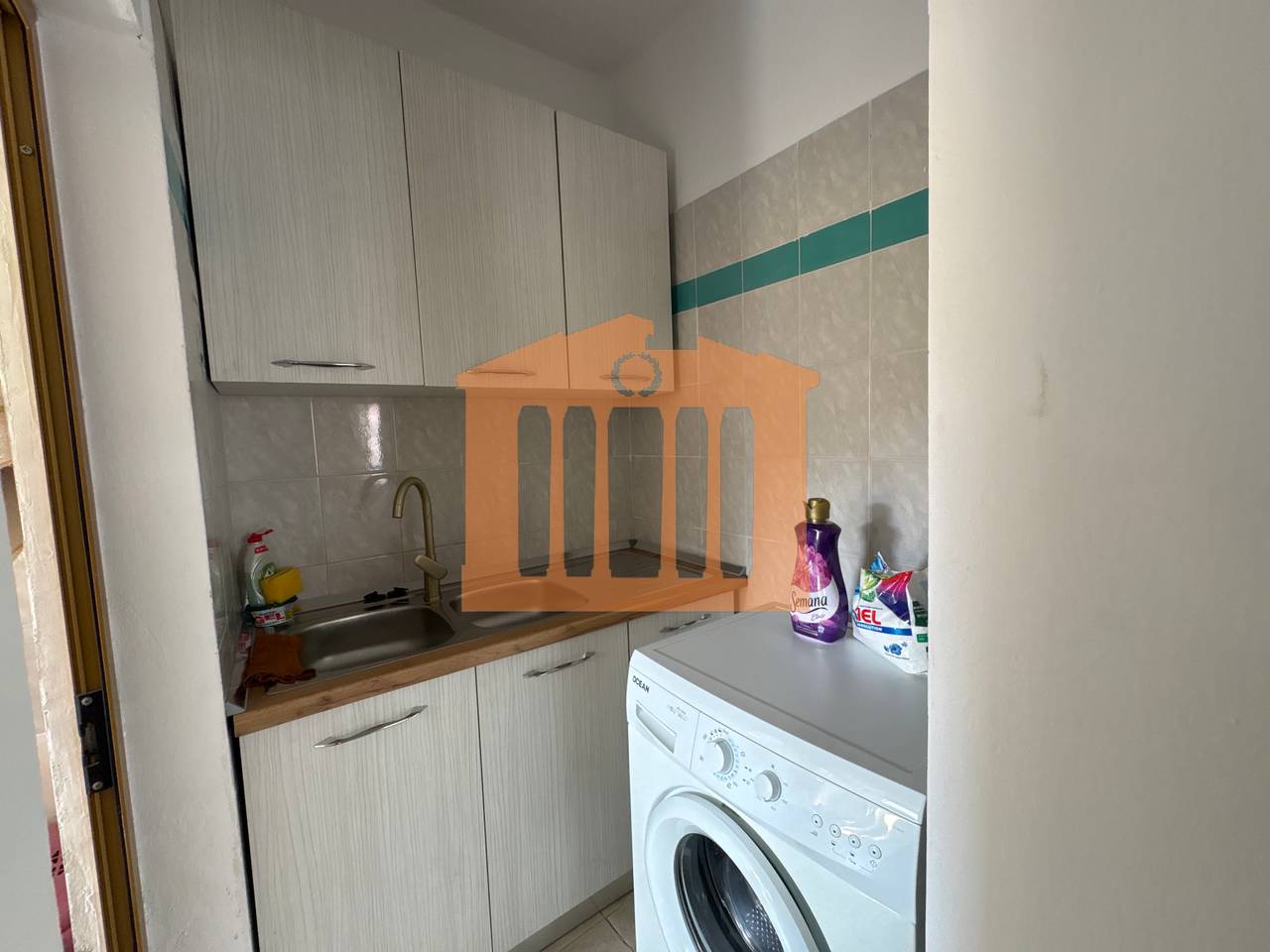 APARTAMENT 1+1 TEK CEZMA FERRES, PER QIRA!