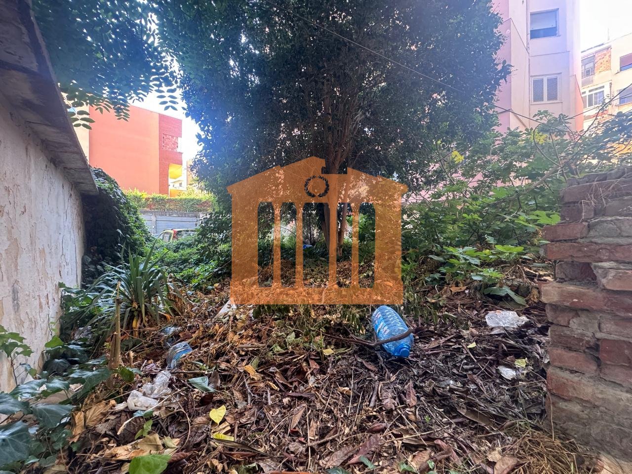 TERRENO SOLO PRESSO IL TRIBUNALE DI DURAZZO, IN VENDITA!