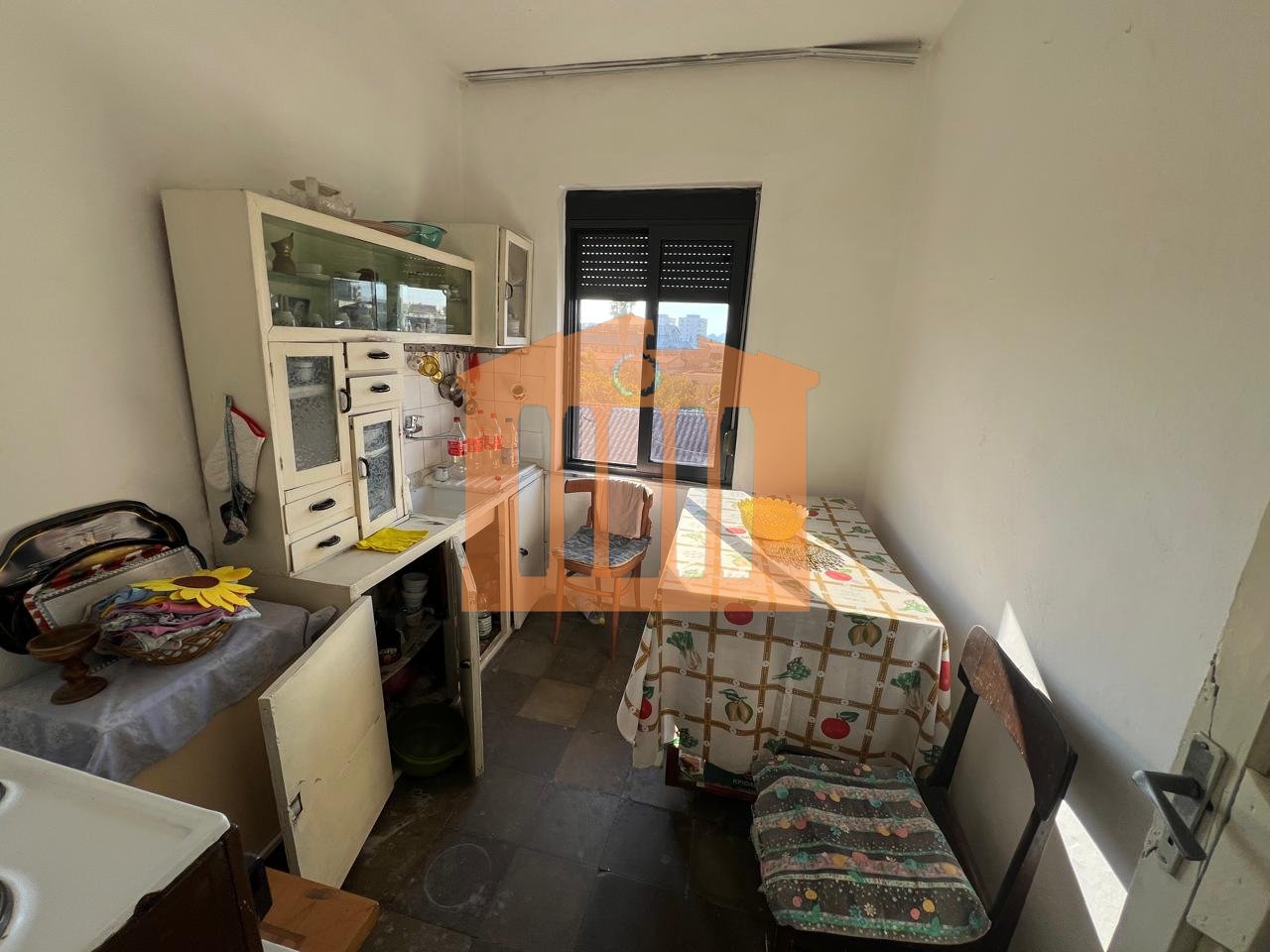 APARTAMENT 2+1 NE SHKOZET, PER SHITJE!