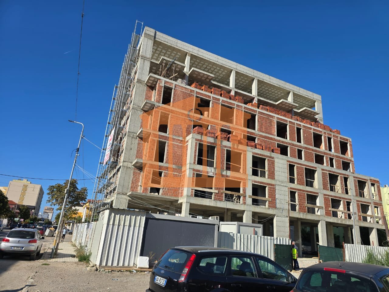 APARTAMENT 1+1 PRANE SPITALIT DURRES, PER SHITJE!