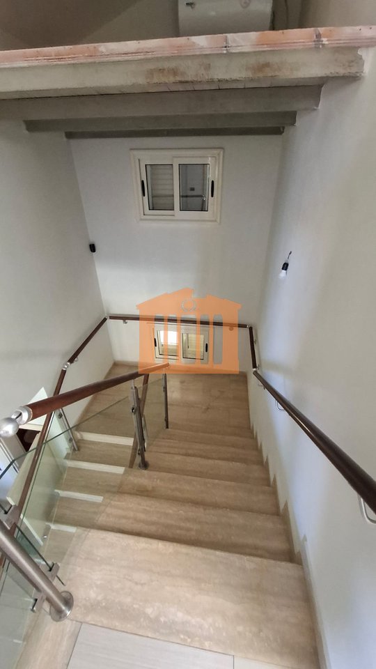 VILLETTE 3 CAMERE A KOXHAS, SHIJAK IN VENDITA!