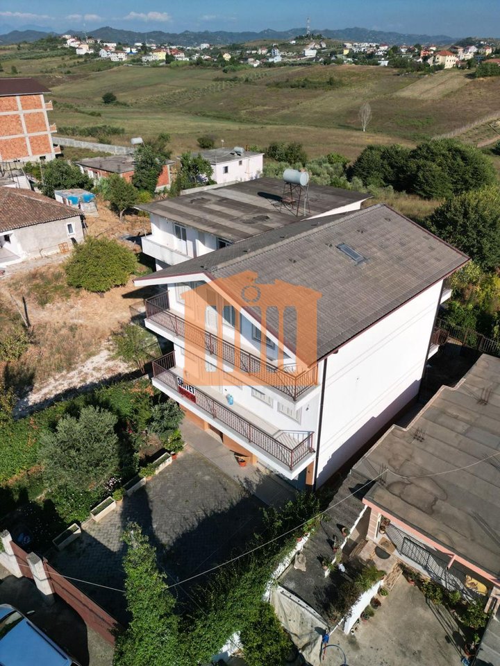 VILLETTE 3 CAMERE A KOXHAS, SHIJAK IN VENDITA!