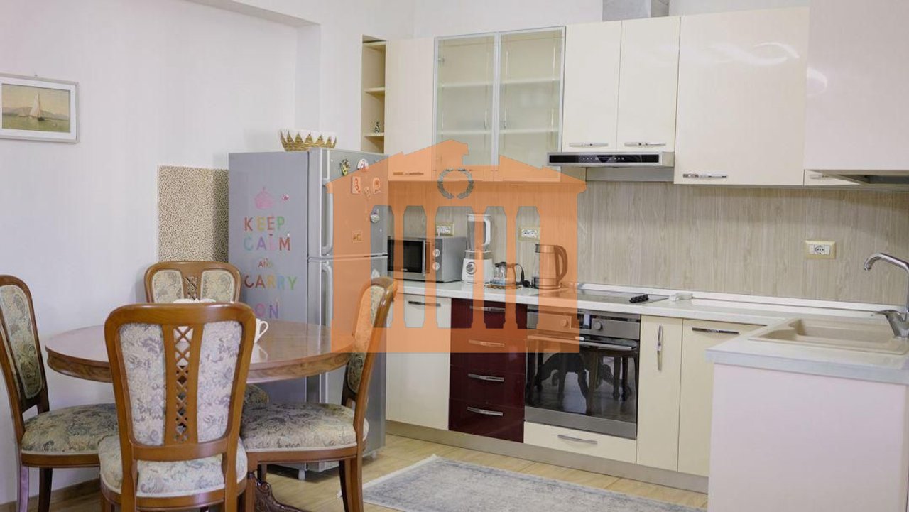 APPARTAMENTO 2+1 NEL CENTRO DI DURAZZO, IN AFFITTO!