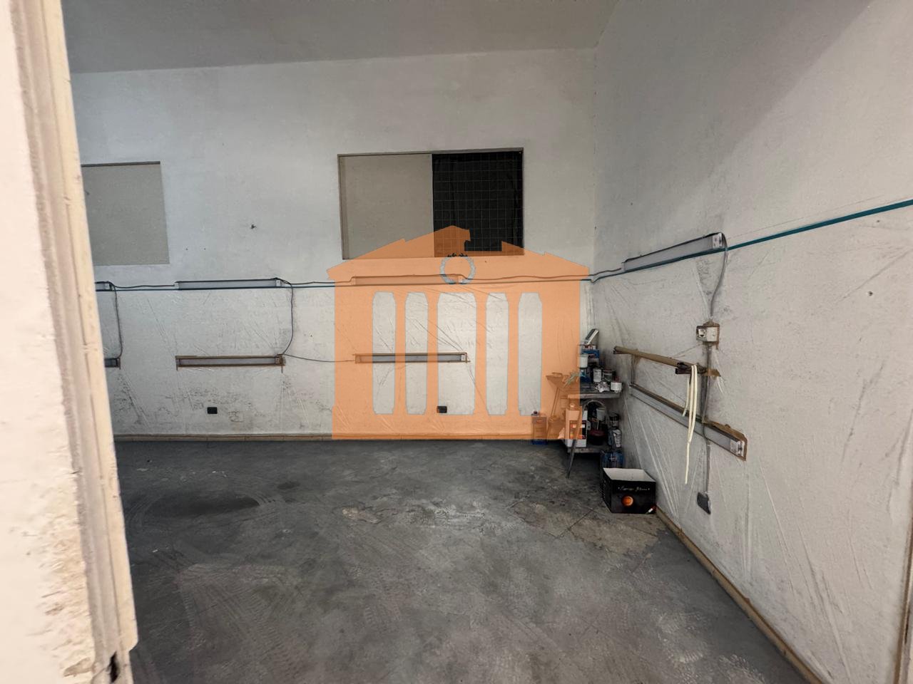 CHIUSO SOLO LO STADIO A DURAZZO, IN AFFITTO!