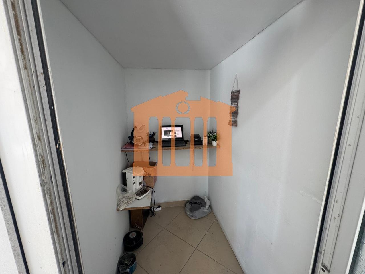 CHIUSO SOLO LO STADIO A DURAZZO, IN AFFITTO!