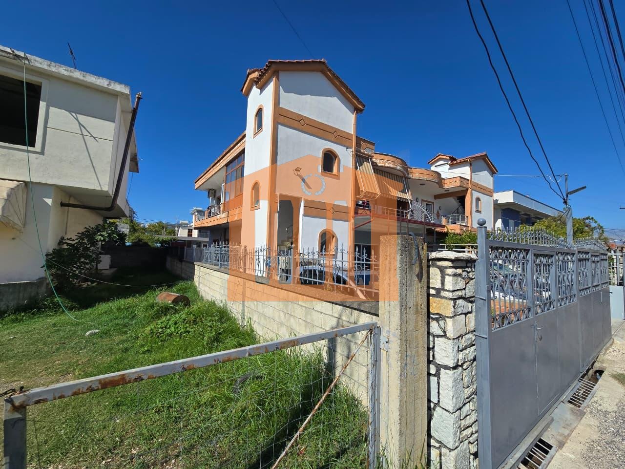 PART 1 OF A 2-STORY VILLA IN FORMER KENETE, FOR SALE!