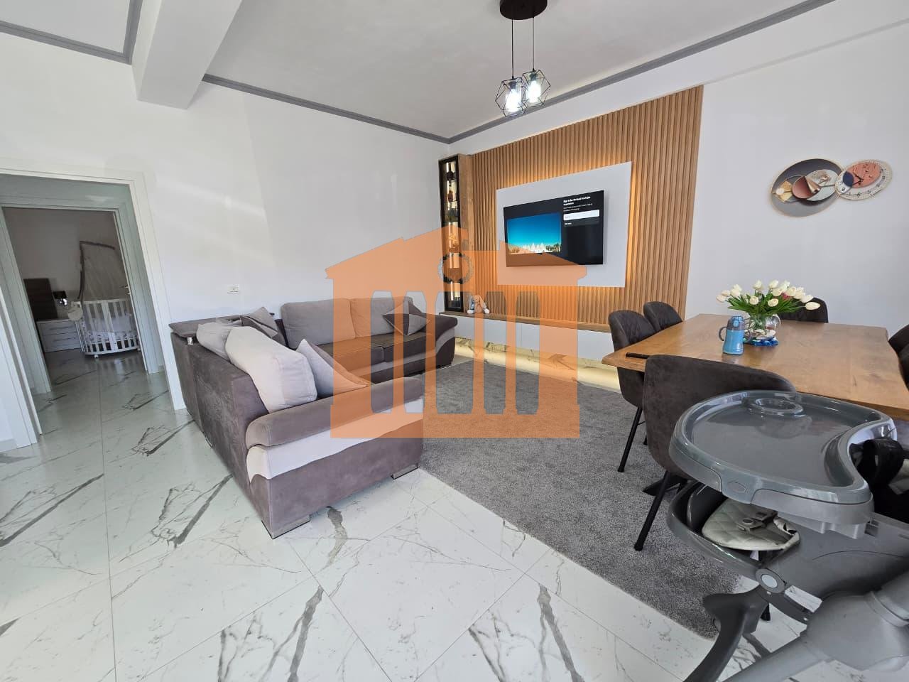 PART 1 OF A 2-STORY VILLA IN FORMER KENETE, FOR SALE!