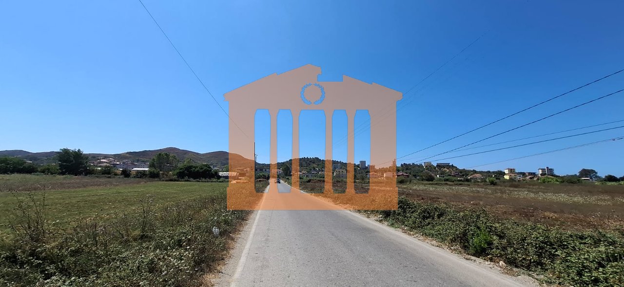 TOKE NE KARPEN, PER SHITJE!