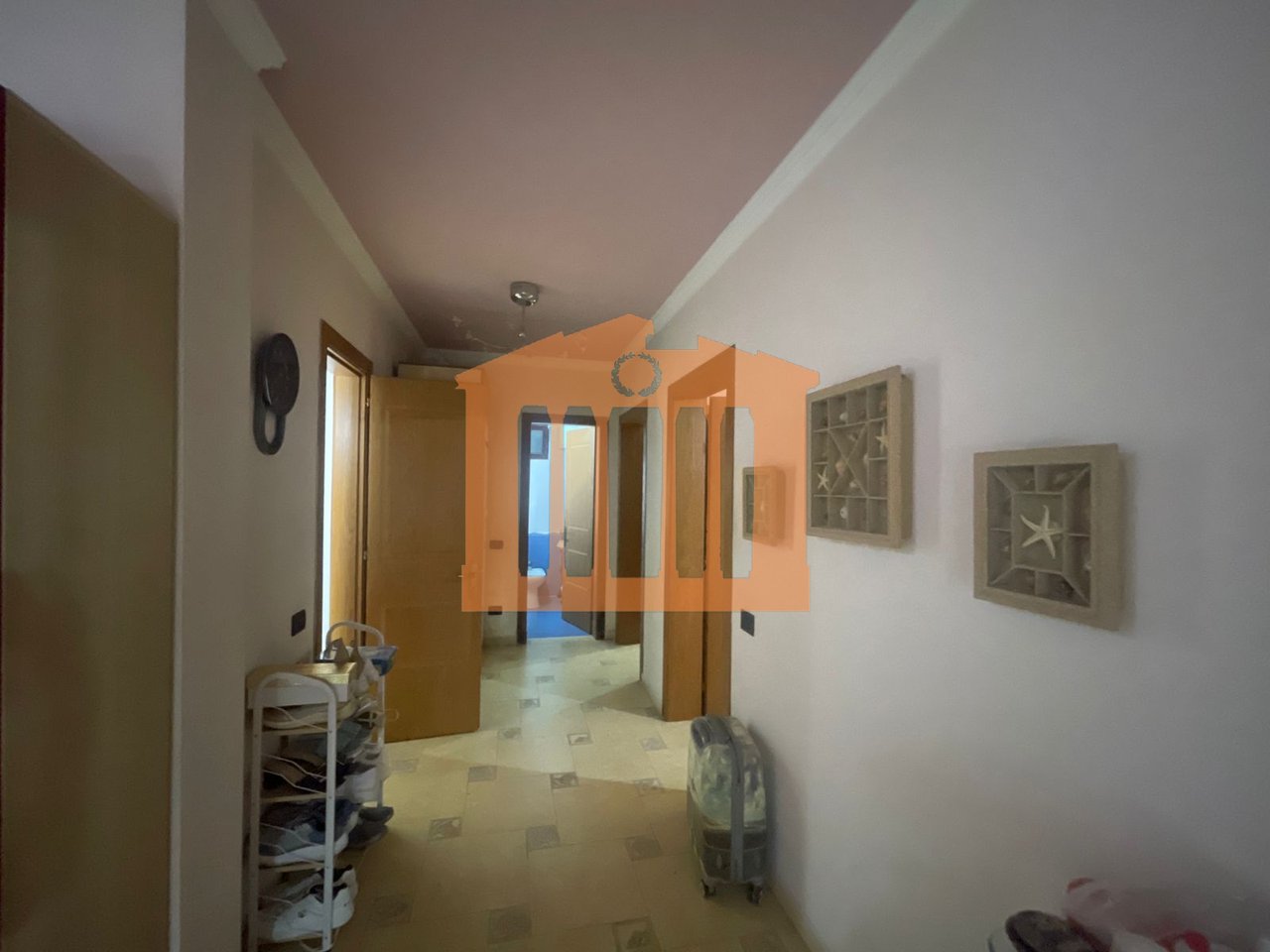 APPARTAMENTO 3+2+2 PRESSO IL MUSEO DEI MARTIRI A DURAZZO, IN VENDITA!