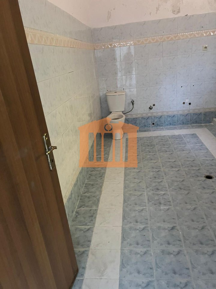 VILE 2-KATESHE TEK VILA ZOGUT DURRES, PER SHITJE !