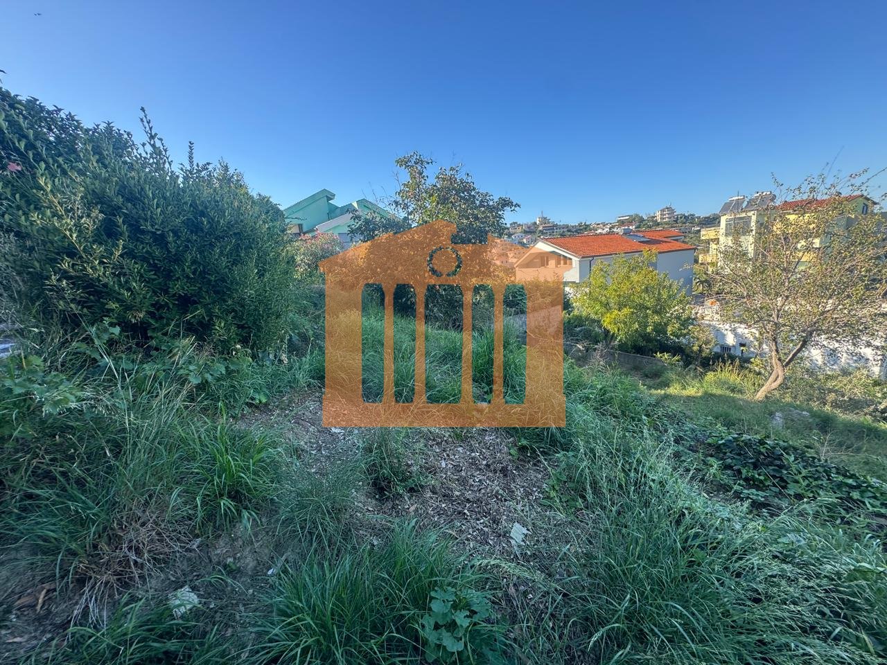 VILE 2-KATESHE TEK VILA ZOGUT DURRES, PER SHITJE !
