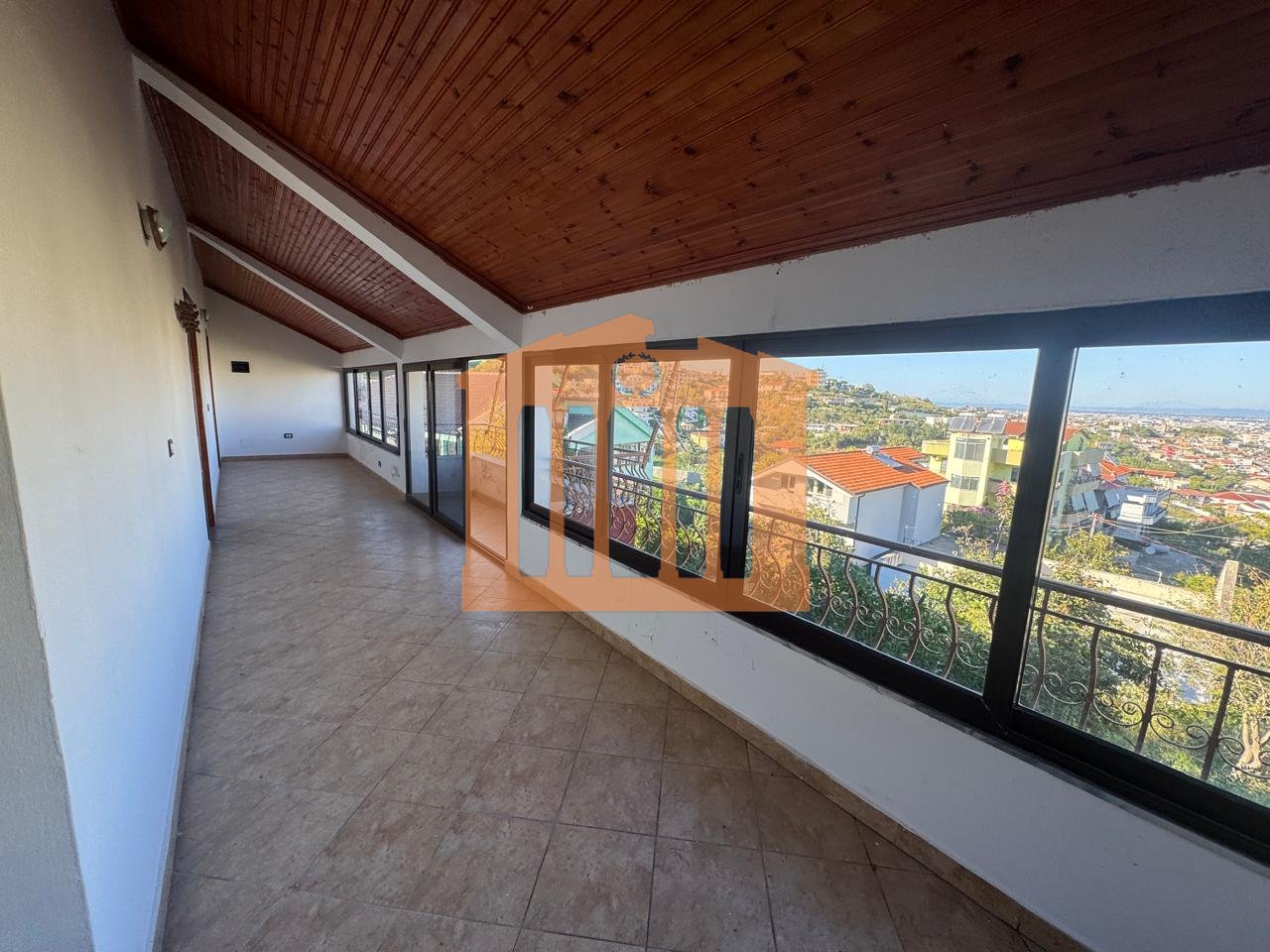 VILE 2-KATESHE TEK VILA ZOGUT DURRES, PER SHITJE !