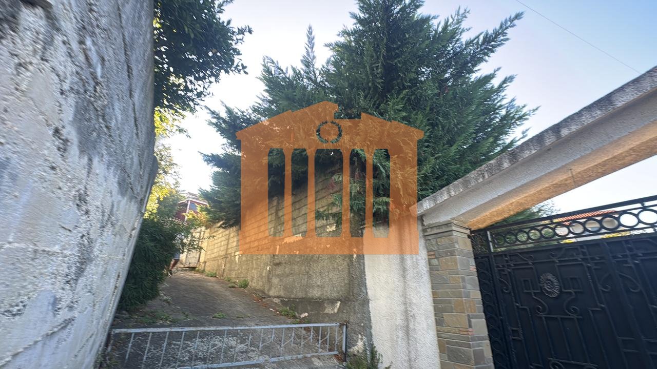 VILE 2-KATESHE TEK VILA ZOGUT DURRES, PER SHITJE !
