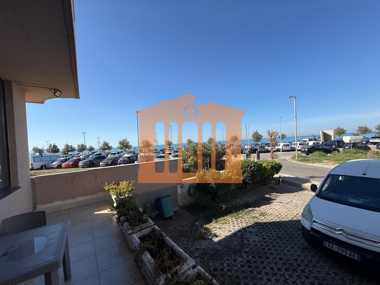 SPAZIO COMMERCIALE A VOLLGA, IN AFFITTO!