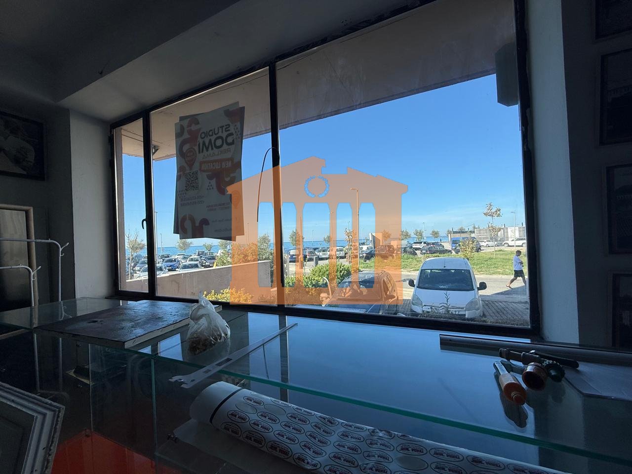 SPAZIO COMMERCIALE A VOLLGA, IN AFFITTO!