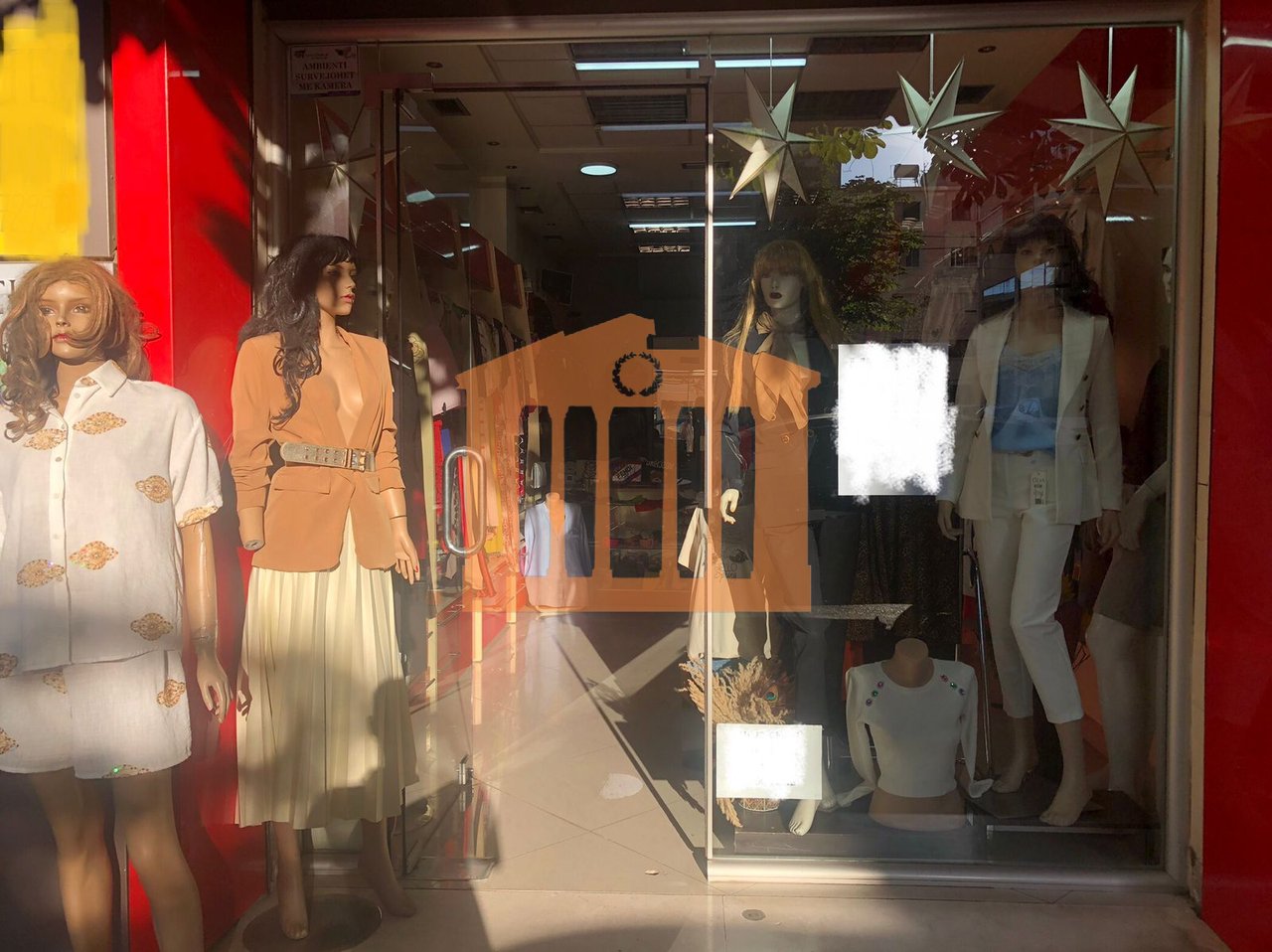 NEGOZIO IN CENTRO CITTÀ - DURAZZO, IN VENDITA!