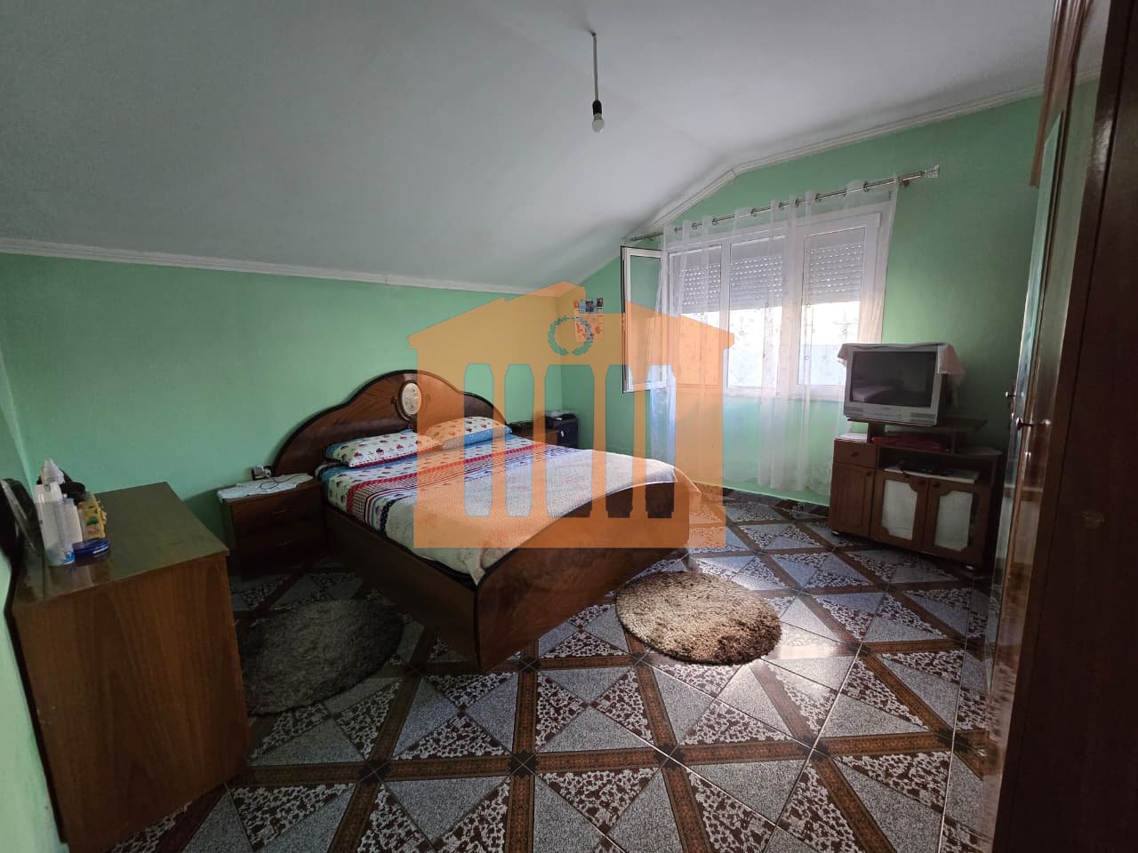 MINI HOTEL NE PLAZH - DURRES, PER SHITJE!