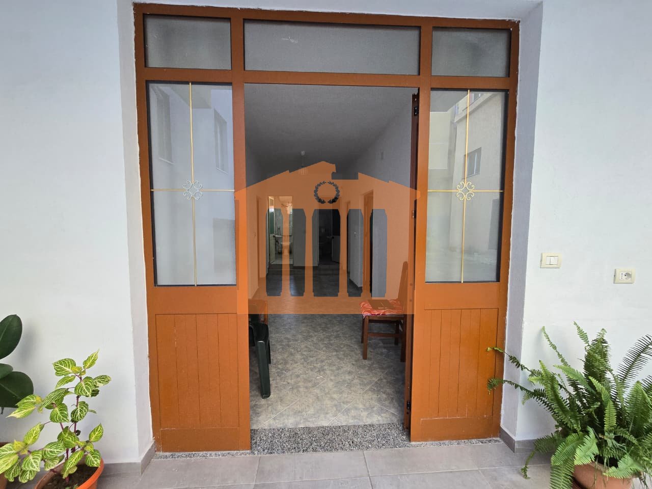 MINI HOTEL NE PLAZH - DURRES, PER SHITJE!