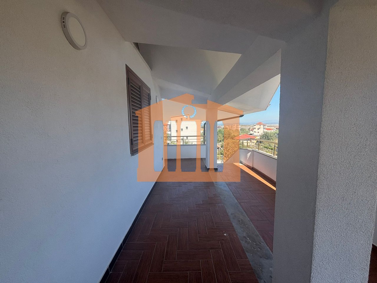 KATI I TRETEI NJE VILE 3 KATSHE NE SPITALL, ME QIRA!