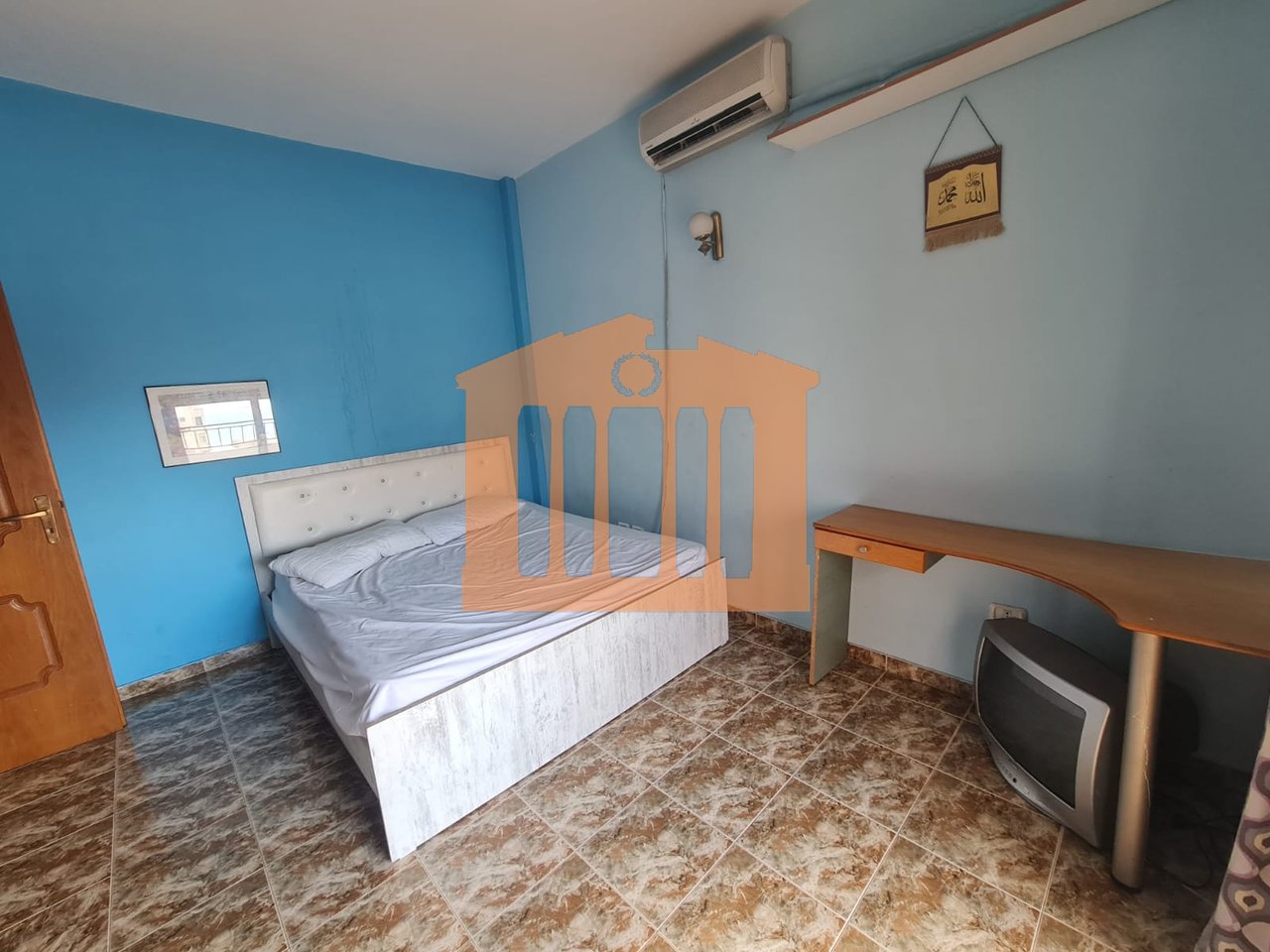 APARTAMENT 1+1  NE PLAZH -DURRES , PER QIRA!