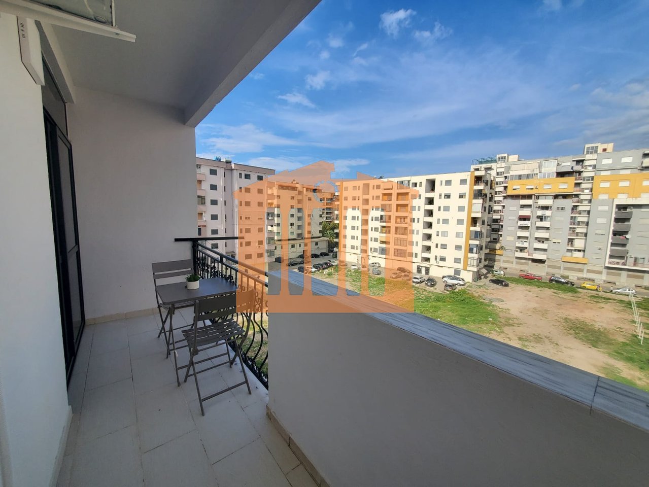 APARTAMENT 1+1 NE PLAZH DURRES, PER SHITJE !